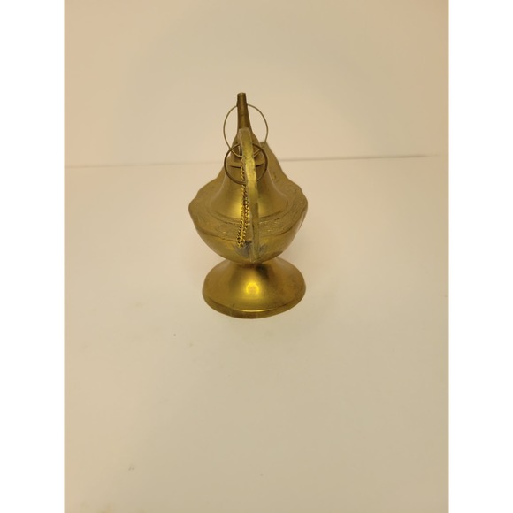 Vintage Unique Raised Brass Aladdin Genie Lamp Oil Lamp Home Exotic Decoration - Picture 3 of 8